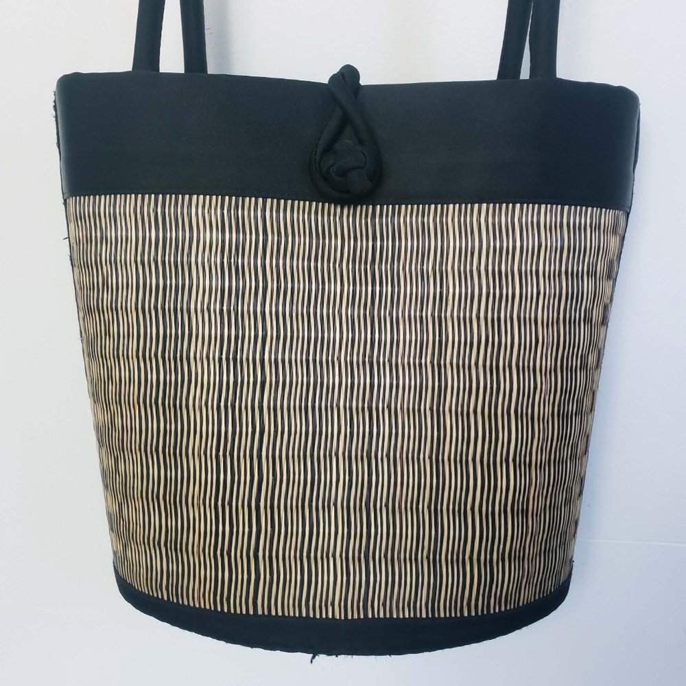 Baskets Of Cambodia Women's Reed Hard Bottom Zip Close Tote Purse Shoulder Bag - Picture 2 of 13